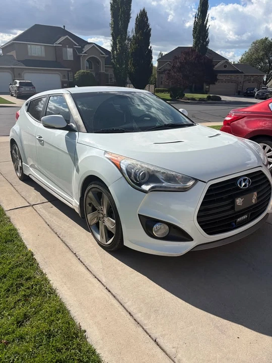 2013 Hyundai Veloster - Image 3 of 20