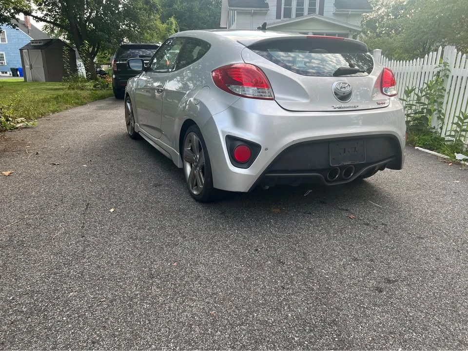 2013 Hyundai Veloster - Image 3 of 8