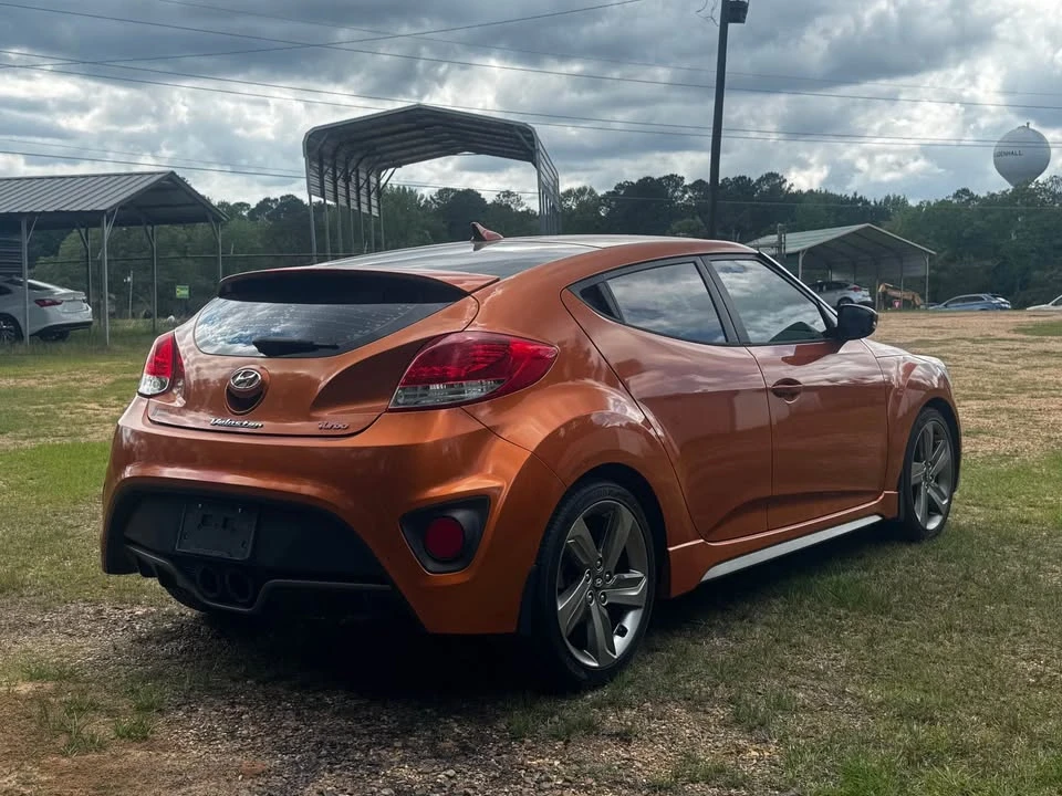2013 Hyundai Veloster - Image 12 of 18