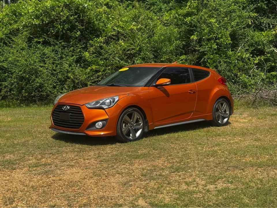 2013 Hyundai Veloster - Image 3 of 18
