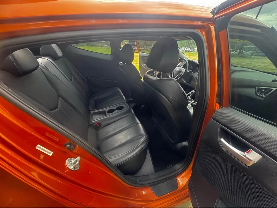 2013 Hyundai Veloster - Image 7 of 18