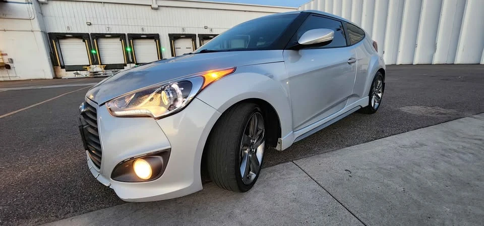 2013 Hyundai Veloster - Image 18 of 20