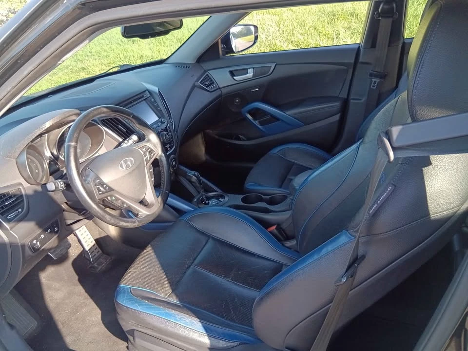 2013 Hyundai Veloster - Image 15 of 20