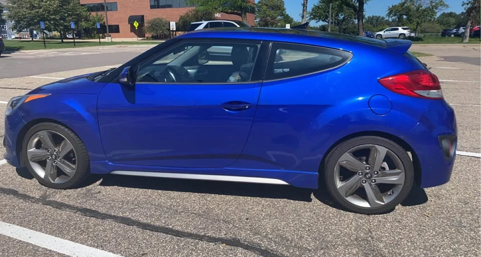 2013 Hyundai Veloster - Image 2 of 2