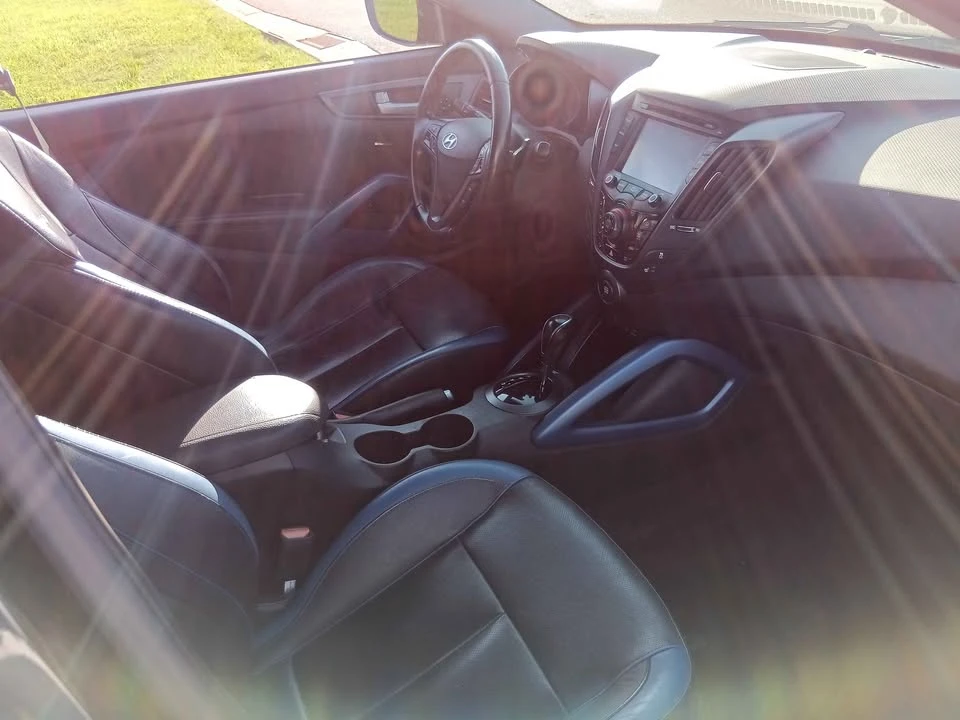 2013 Hyundai Veloster - Image 13 of 20