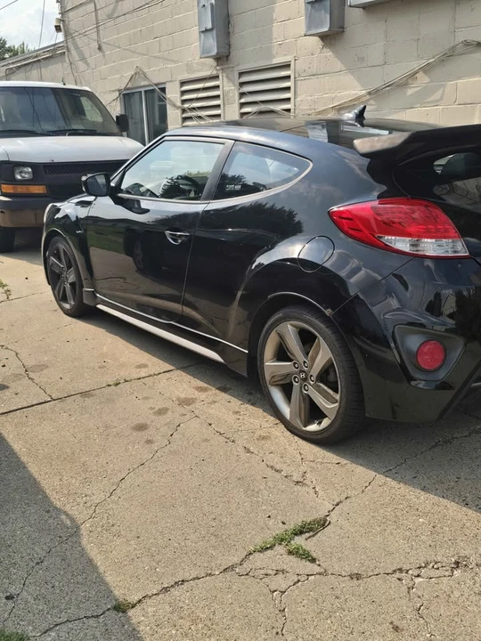 2013 Hyundai Veloster - Image 3 of 5