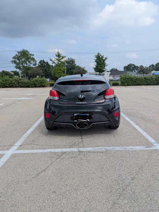 2013 Hyundai Veloster - Image 3 of 8
