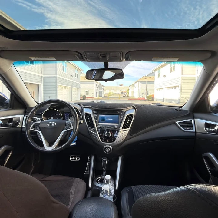 2013 Hyundai Veloster - Image 14 of 16
