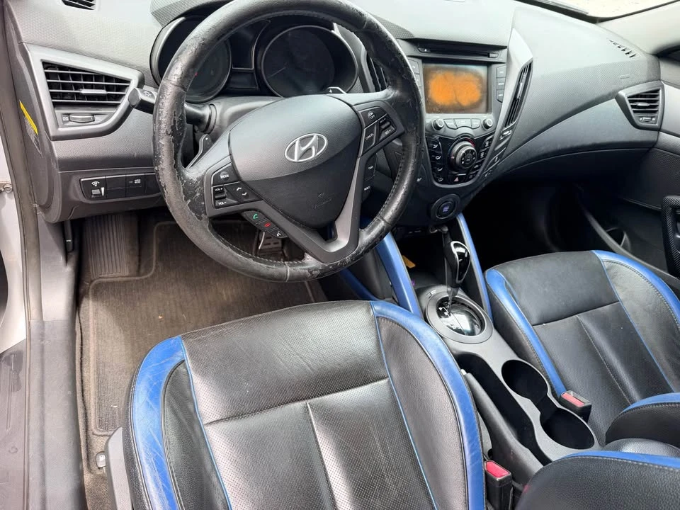2013 Hyundai Veloster - Image 17 of 20