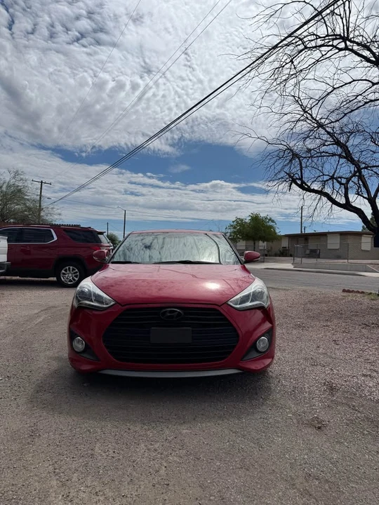 2013 Hyundai Veloster - Image 2 of 9