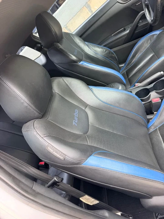 2013 Hyundai Veloster - Image 12 of 20