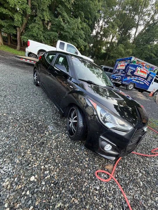 2013 Hyundai Veloster - Image 4 of 11