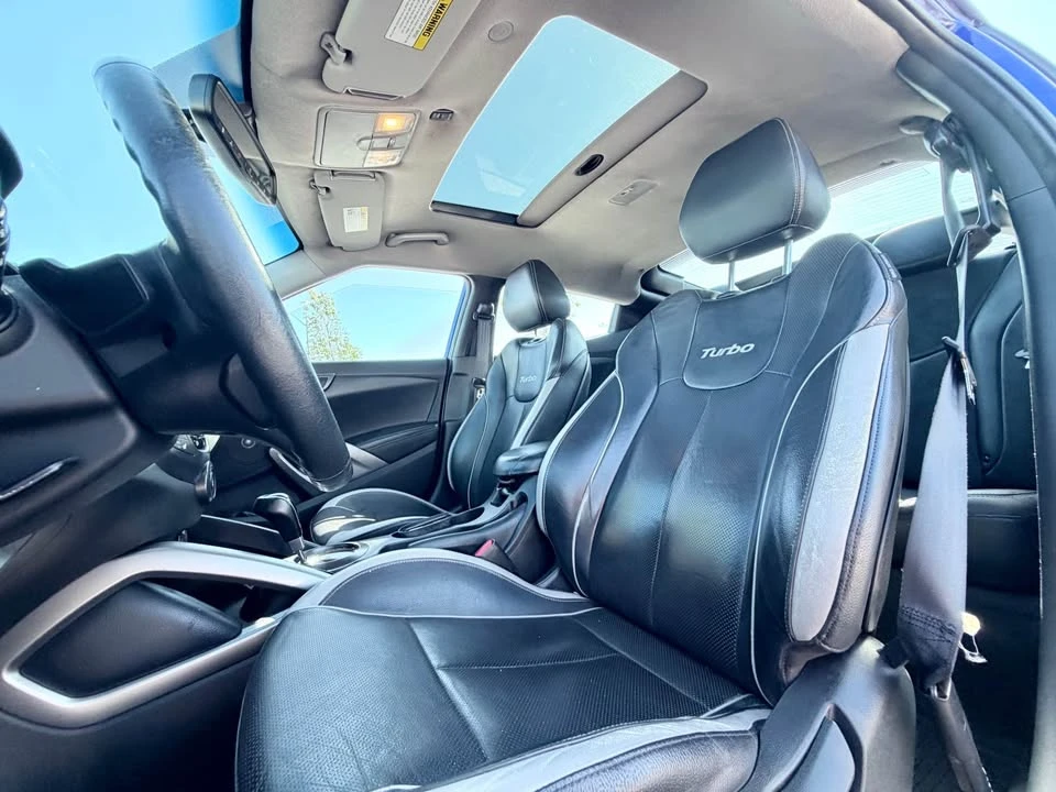 2013 Hyundai Veloster - Image 11 of 20