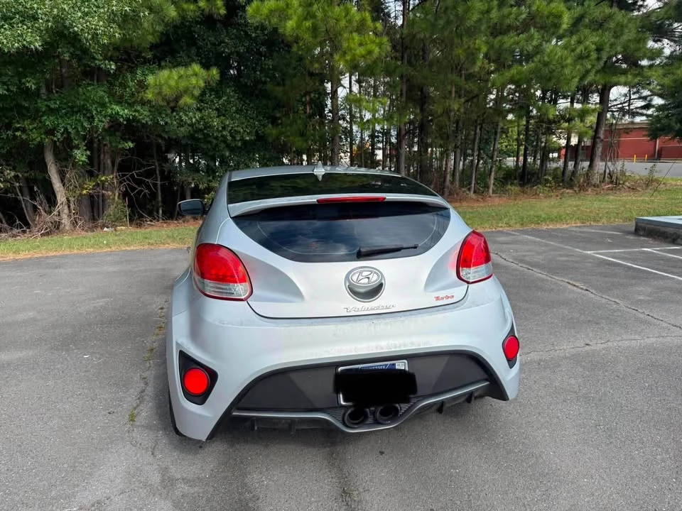 2013 Hyundai Veloster - Image 10 of 14