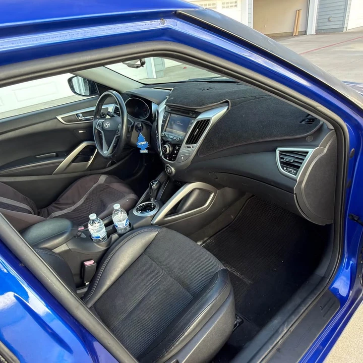 2013 Hyundai Veloster - Image 12 of 16