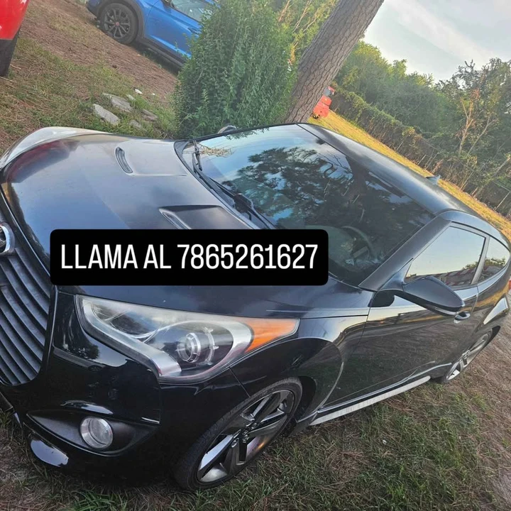 2013 Hyundai Veloster - Image 4 of 5