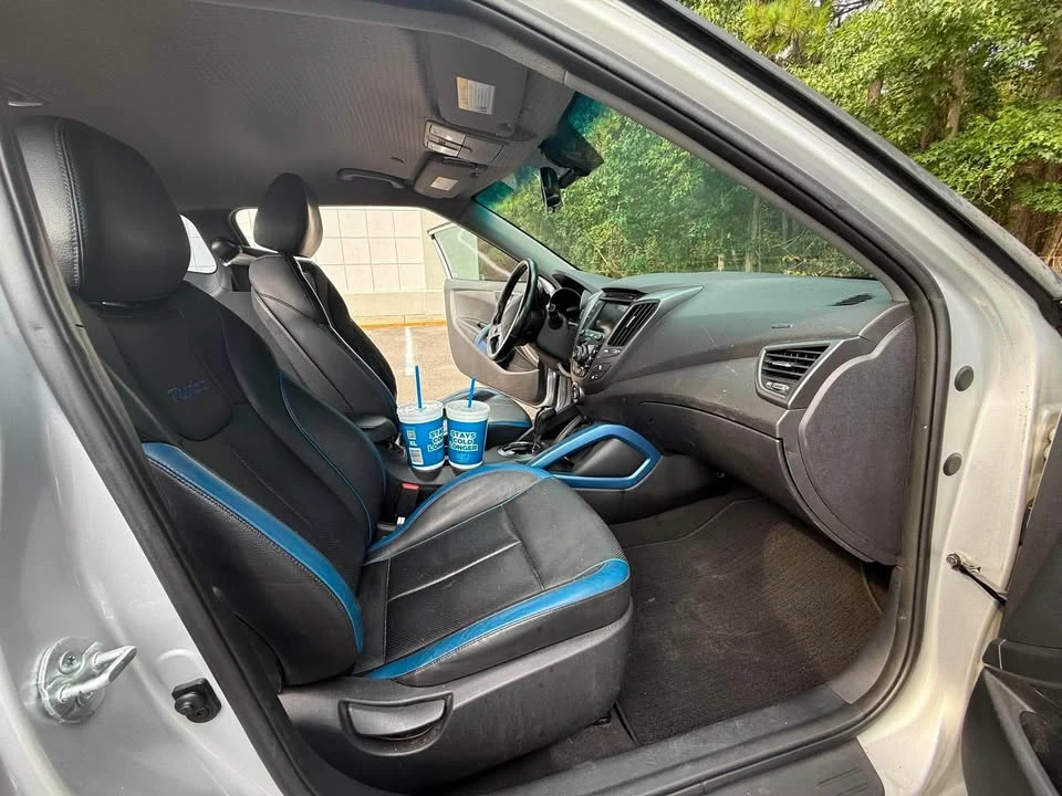 2013 Hyundai Veloster - Image 6 of 14