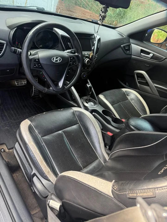 2013 Hyundai Veloster - Image 6 of 9