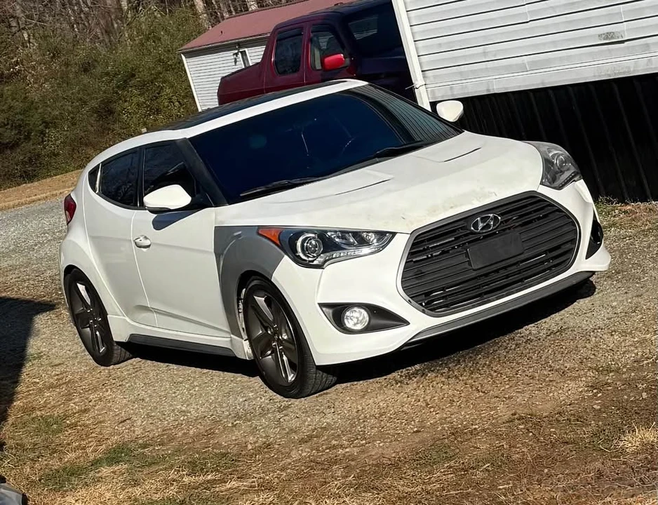 2013 Hyundai Veloster - Image 5 of 7