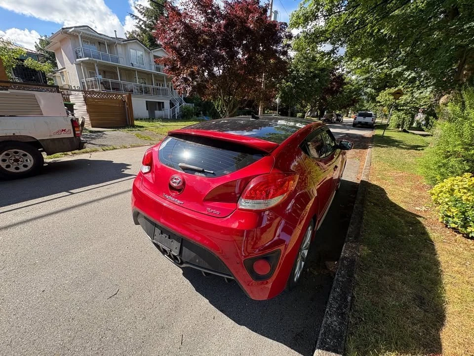 2013 Hyundai Veloster - Image 7 of 18