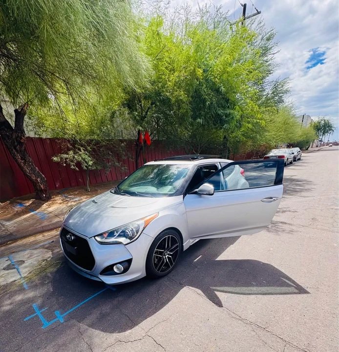 2013 Hyundai Veloster - Image 7 of 11