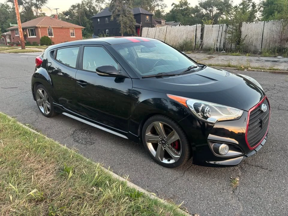 2013 Hyundai Veloster - Image 5 of 10