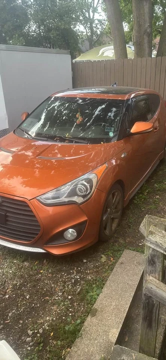 2013 Hyundai Veloster - Image 4 of 13