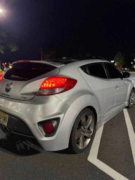 2013 Hyundai Veloster - Image 14 of 14