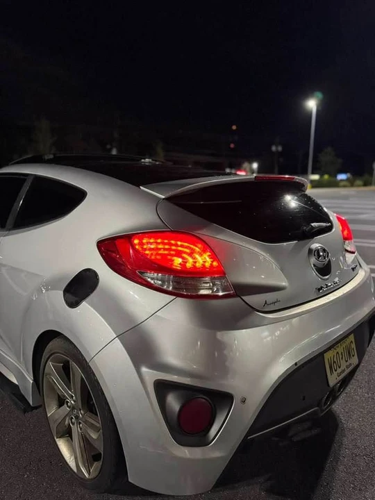 2013 Hyundai Veloster - Image 7 of 14