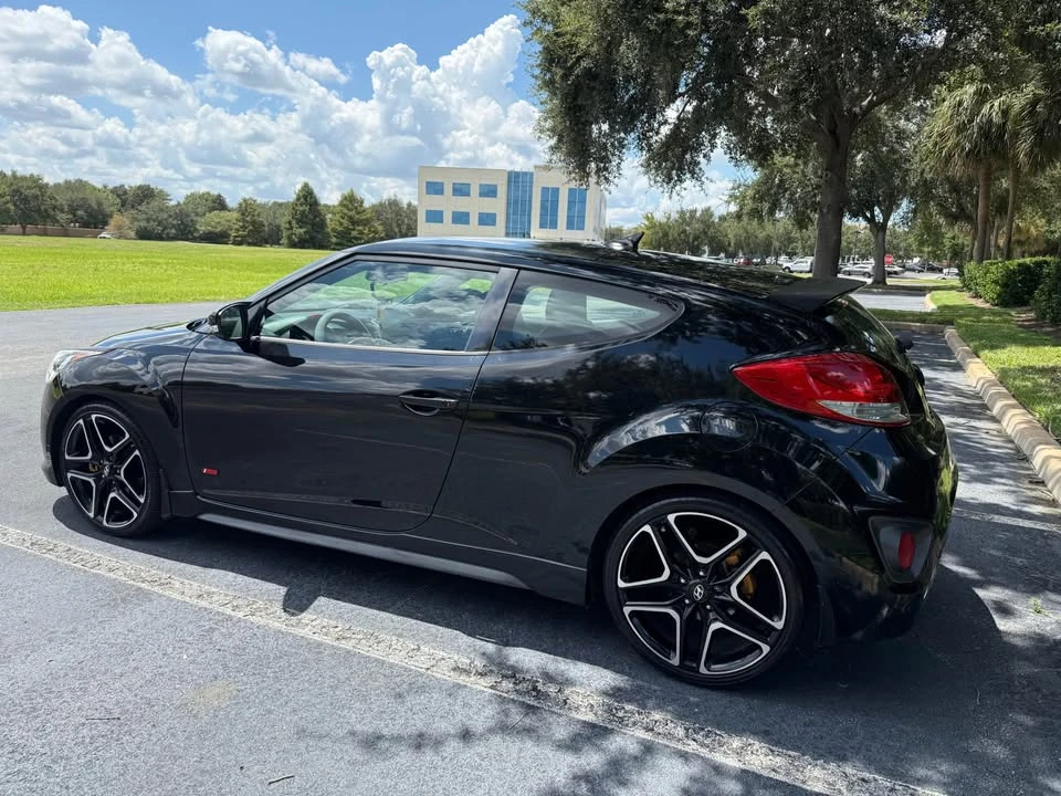 2013 Hyundai Veloster - Image 5 of 11