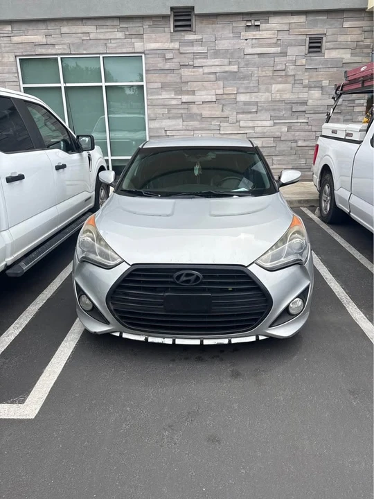 2013 Hyundai Veloster - Image 4 of 5