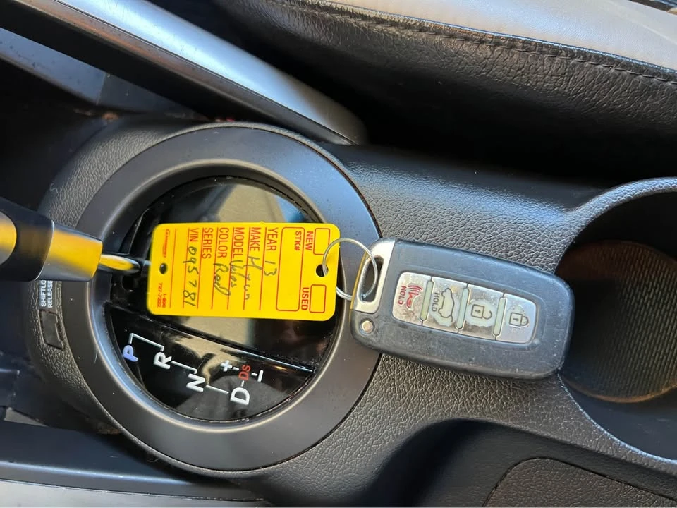 2013 Hyundai Veloster - Image 19 of 20