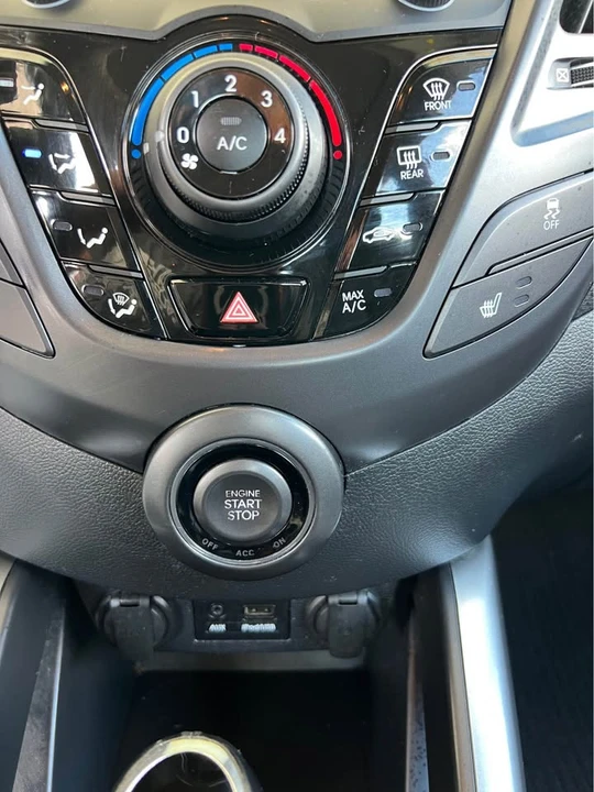 2013 Hyundai Veloster - Image 20 of 20