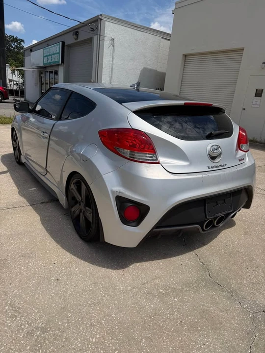 2013 Hyundai Veloster - Image 6 of 13