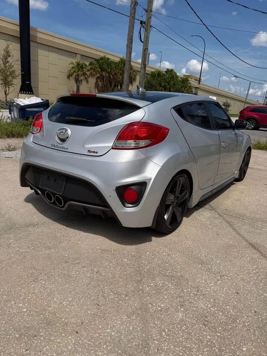 2013 Hyundai Veloster - Image 4 of 13