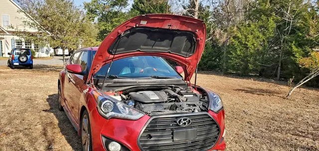 2013 Hyundai Veloster Turbo Ultimate Coupe 3D