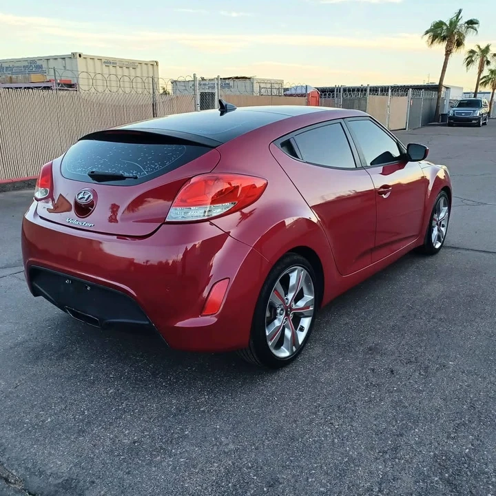 2013 Hyundai Veloster - Image 4 of 13