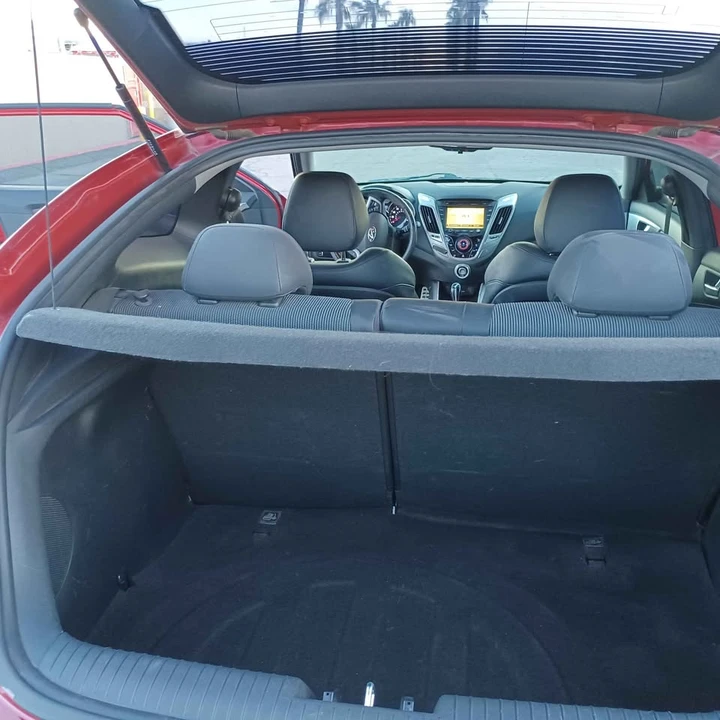 2013 Hyundai Veloster - Image 14 of 15