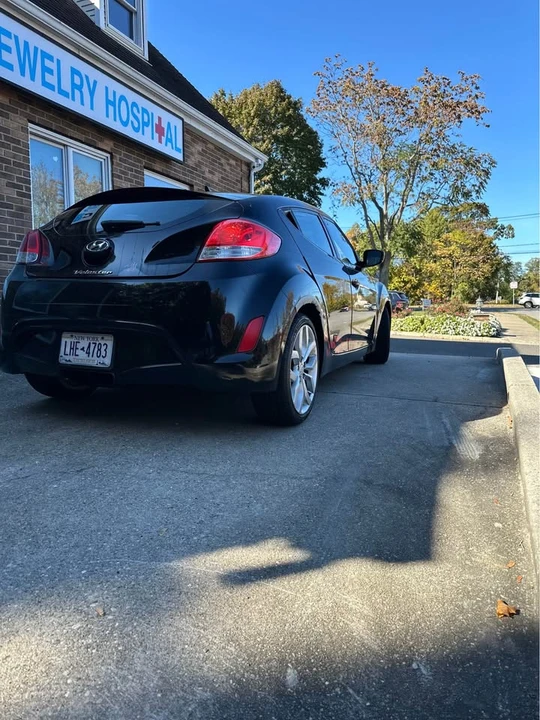 2013 Hyundai Veloster - Image 6 of 9