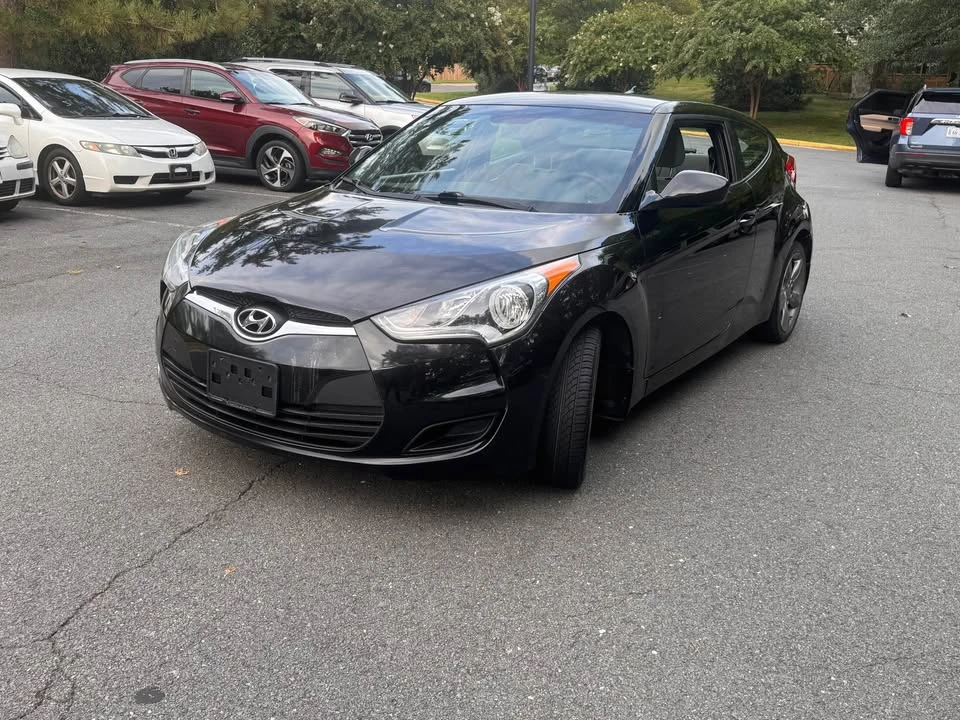 2013 Hyundai Veloster - Image 12 of 13