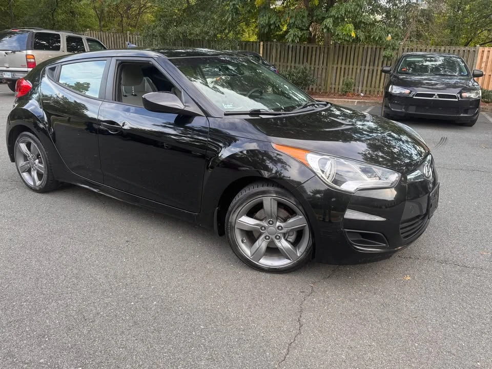 2013 Hyundai Veloster - Image 7 of 13