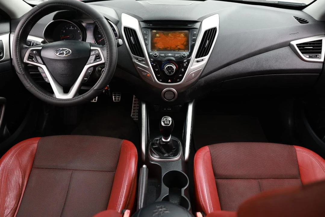 2013 Hyundai Veloster - Image 21 of 31