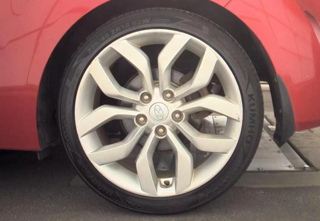 2013 Hyundai Veloster - Image 9 of 14