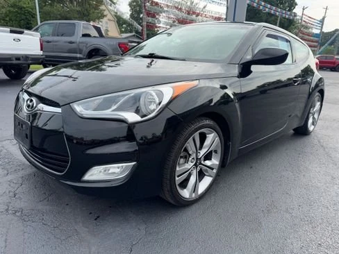 2013 Hyundai Veloster - Image 3 of 17
