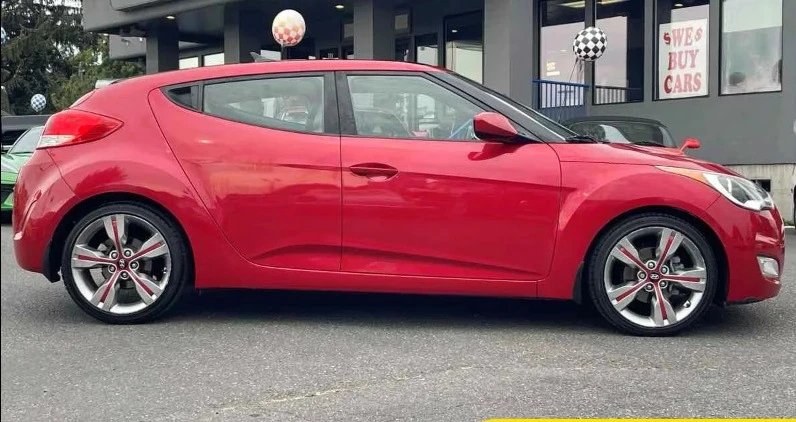 2013 Hyundai Veloster - Image 7 of 12