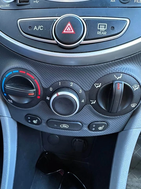 2013 Hyundai Accent - Image 12 of 16