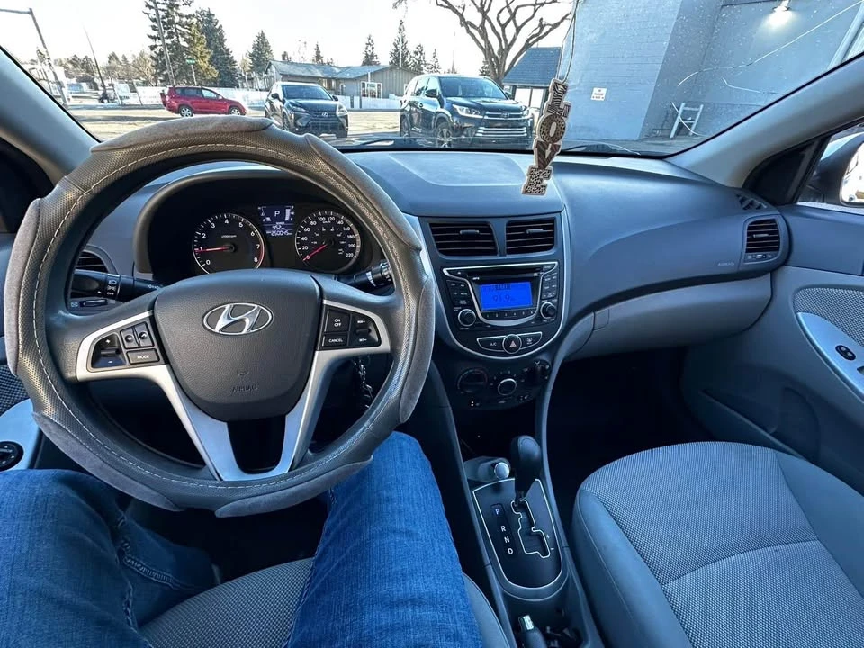 2013 Hyundai Accent - Image 9 of 16