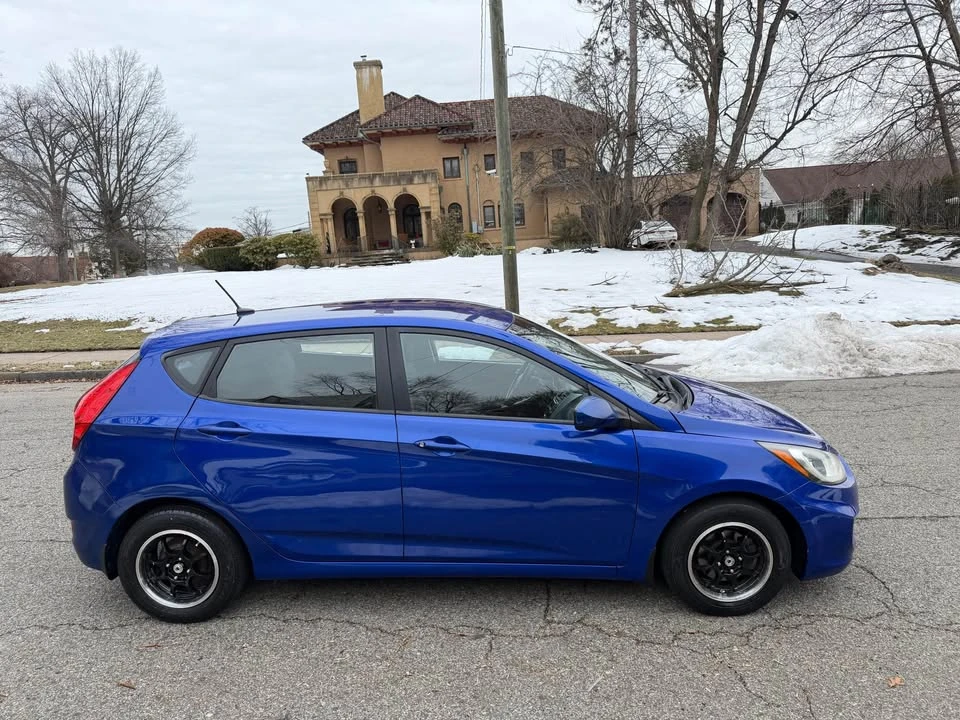 2013 Hyundai Accent - Image 4 of 15