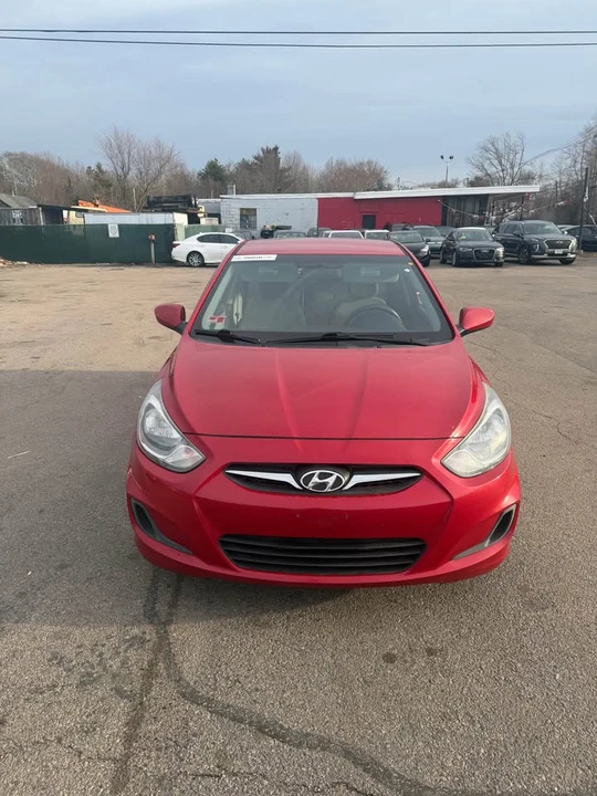 2013 Hyundai Accent - Image 10 of 13