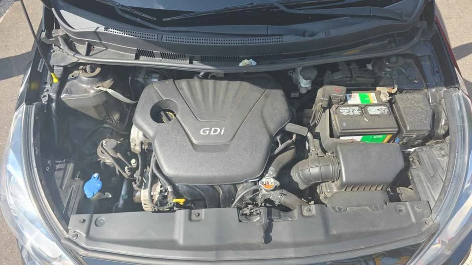 2013 Hyundai Accent - Image 5 of 9